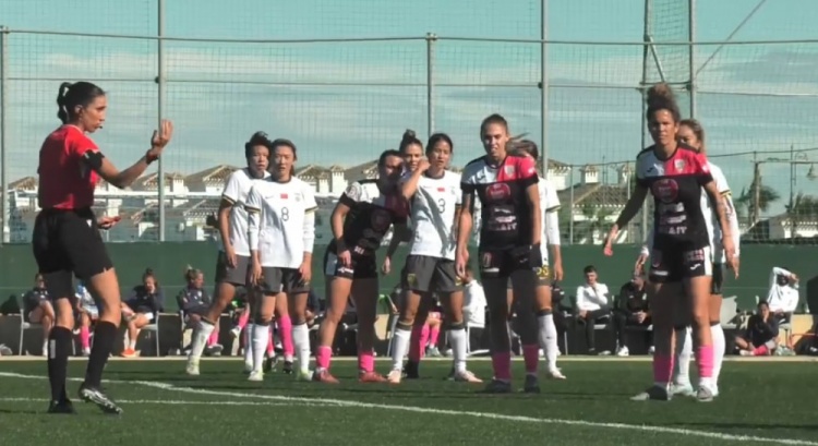  唐佳麗梅開(kāi)二度、邵子欽破門(mén)，中國女足3-2擊敗Alhama俱樂(lè )部女足