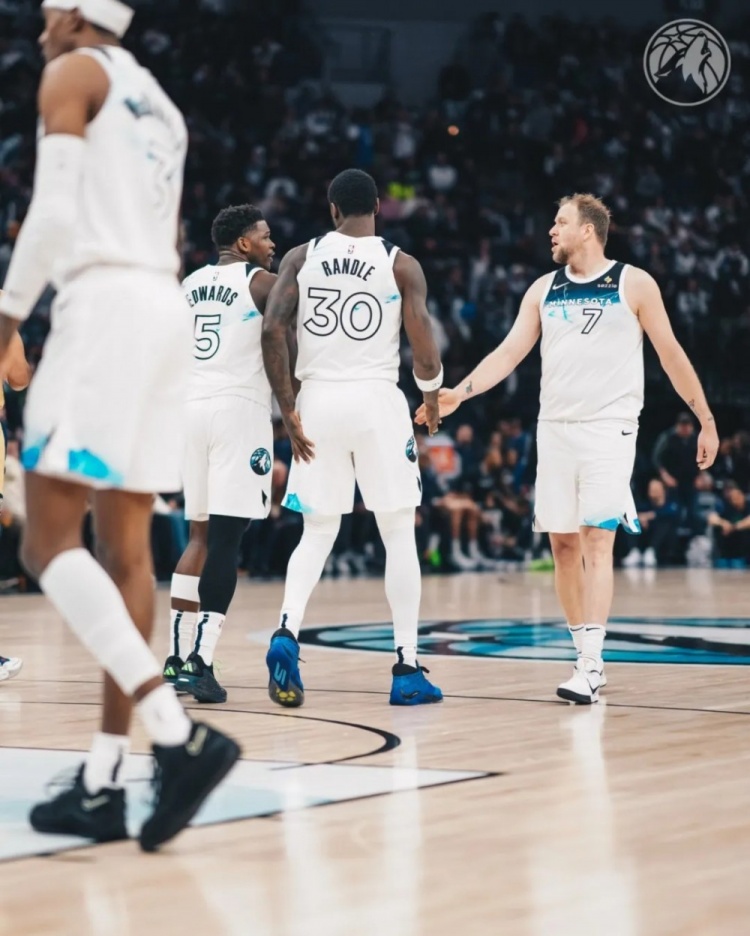  拿0分的NBA首發(fā)，所有人都為他叫好