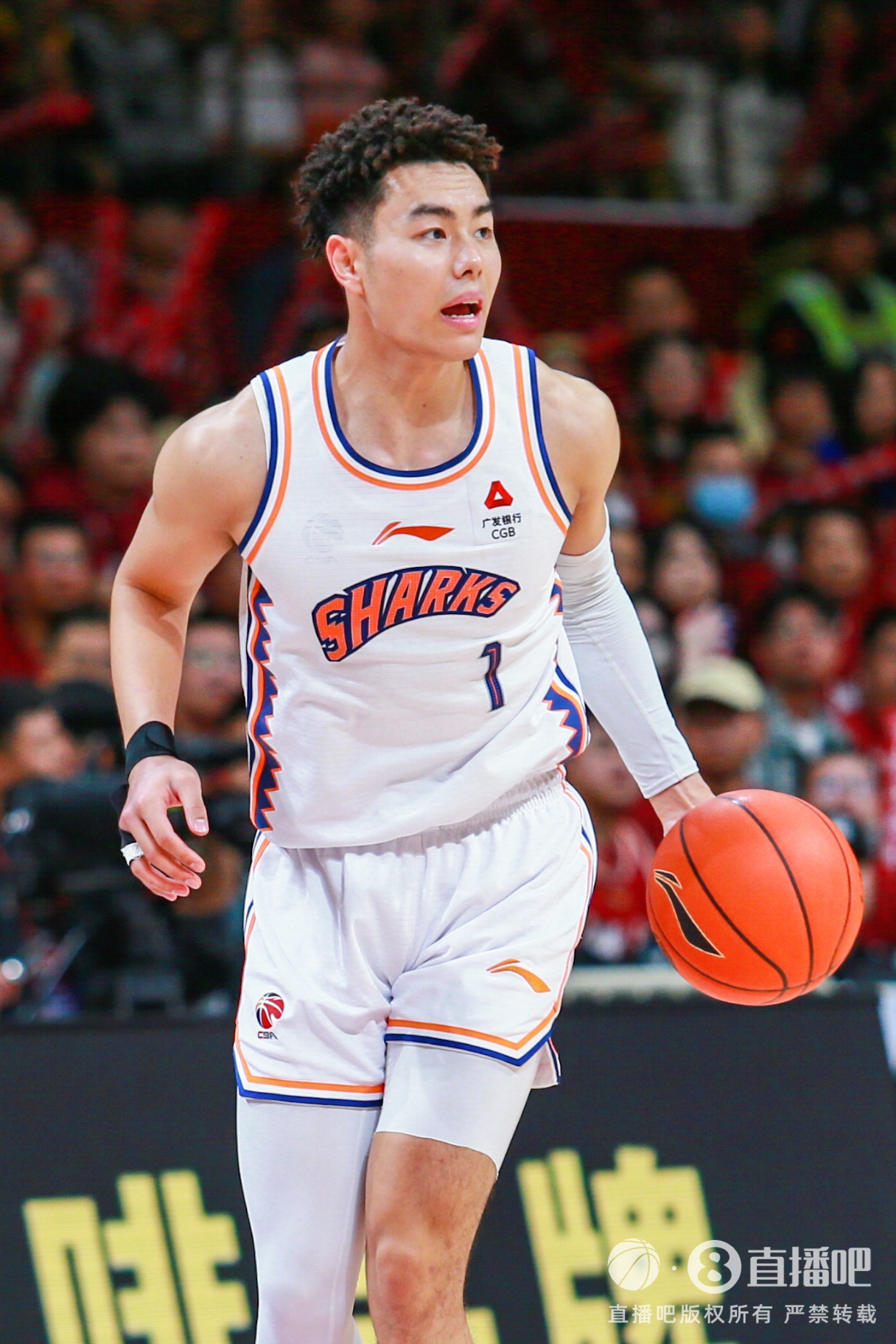  狀態(tài)火熱！李添榮15投10中&三分12中7 得到28分3板2助
