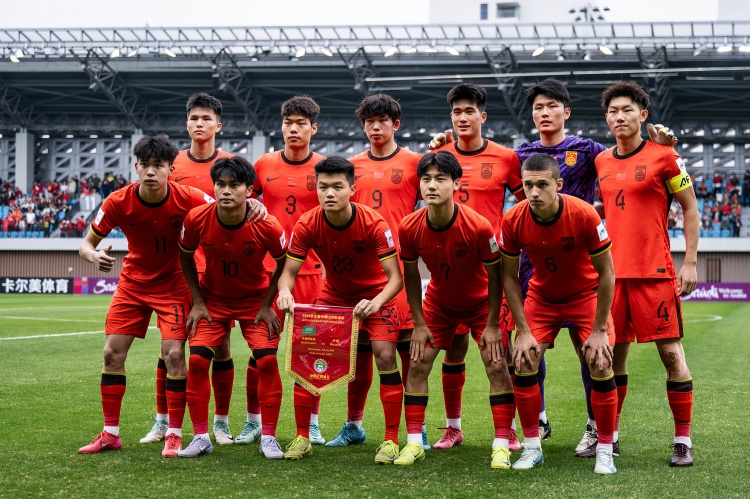  范曉冬：U20國青的佼佼者不要在國內聯(lián)賽待太久 以免染上壞習慣